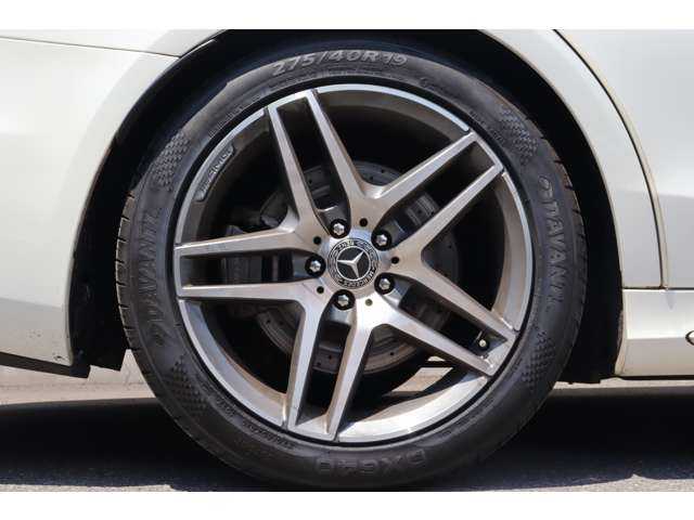 メルセデス・ベンツ Ｓ４００ 大分県 2018(平30)年 5.9万km ダイヤモンドホワイト レーダーセーフティパッケージ/エアバランスパッケージ/サンルーフ/Burmester/純正ナビ/Carplay/地デジ/Bluetooth/全方位カメラ/黒革/全席シートヒーター/前席エアシート/前席パワーシート/純正19インチAW/ETC