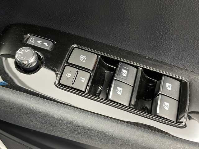 トヨタ アルファード S タイプゴールド 千葉県 2020(令2)年 5.6万km ホワイトパールクリスタルシャイン トヨタセーフティセンス/・プリクラッシュセーフティ/・レーントレーシングアシスト/・クリアランスソナー/・ブラインドスポットモニター/・ロードサインアシスト/・オートハイビーム/コネクティッドナビ付ディスプレイオーディオ/CD BT USB フルセグ/バックカメラ/両側パワースライドドア/パワーバックドア/アダプティブクルーズコントロール/LEDオートライト/ハーフレザーシート/ブレーキホールド/パーキングスイッチ/スマートキー/プッシュスタート/ビルトインETC2.0
