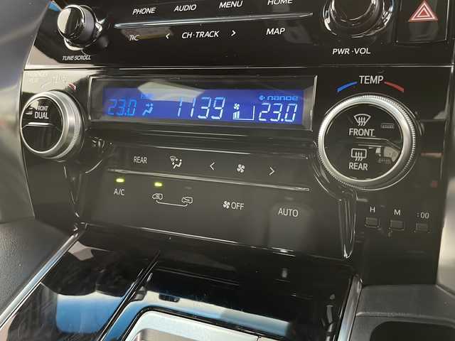 トヨタ アルファード S タイプゴールド 千葉県 2020(令2)年 5.6万km ホワイトパールクリスタルシャイン トヨタセーフティセンス/・プリクラッシュセーフティ/・レーントレーシングアシスト/・クリアランスソナー/・ブラインドスポットモニター/・ロードサインアシスト/・オートハイビーム/コネクティッドナビ付ディスプレイオーディオ/CD BT USB フルセグ/バックカメラ/両側パワースライドドア/パワーバックドア/アダプティブクルーズコントロール/LEDオートライト/ハーフレザーシート/ブレーキホールド/パーキングスイッチ/スマートキー/プッシュスタート/ビルトインETC2.0