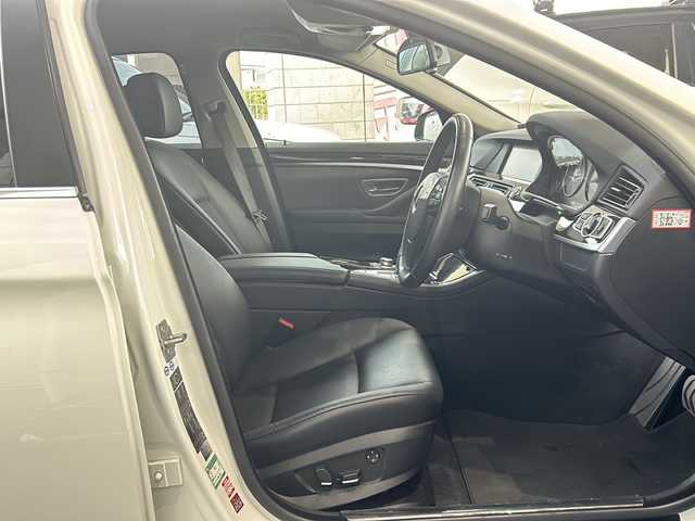 ＢＭＷ ５２８ｉ 神奈川県 2010(平22)年 4.2万km アルピンホワイトⅢ エナジーボディーエアロキット/エナジートランクスポイラー/ダウンサス/エナジーエディション21インチAW/エナジー4本出しマフラー/クルーズコントロール/純正ＨＤＤナビ/（AM/FM/CD/DVD/TV/BT/AUX)/ＥＴＣ/前ドライブレコーダー/バックカメラ/メモリシート（D席）/パワーシート(D/N席)/ヒートシーター（D/N席）/プッシュスタート/社外フロアマット/スペアキー/オートライト/前後フォグランプ/取扱説明書