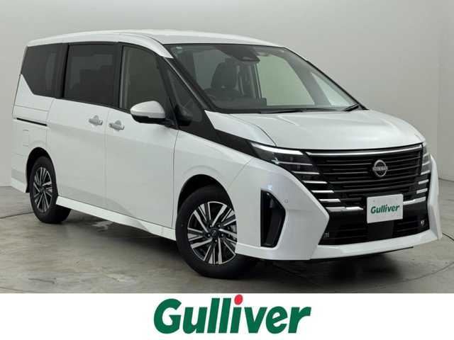 日産 セレナ e－パワー ハイウェイスター V 福岡県 2025(令7)年 0.1千km プリズムホワイト 登録済未使用車　/純正９型ナビ　/全方位カメラ　/ビルトインＥＴＣ２．０　/置くだけ充電　/インテリジェントルームミラー　/プロパイロット　/コーナーセンサー　/エマージェンシーブレーキ　/レーンキープ　/ＢＳＷ　/両側電動スライドドア　/ＬＥＤヘッドライト