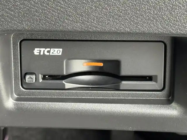 日産 セレナ e－パワー ハイウェイスター V 福岡県 2025(令7)年 0.1千km プリズムホワイト 登録済未使用車　/純正９型ナビ　/全方位カメラ　/ビルトインＥＴＣ２．０　/置くだけ充電　/インテリジェントルームミラー　/プロパイロット　/コーナーセンサー　/エマージェンシーブレーキ　/レーンキープ　/ＢＳＷ　/両側電動スライドドア　/ＬＥＤヘッドライト