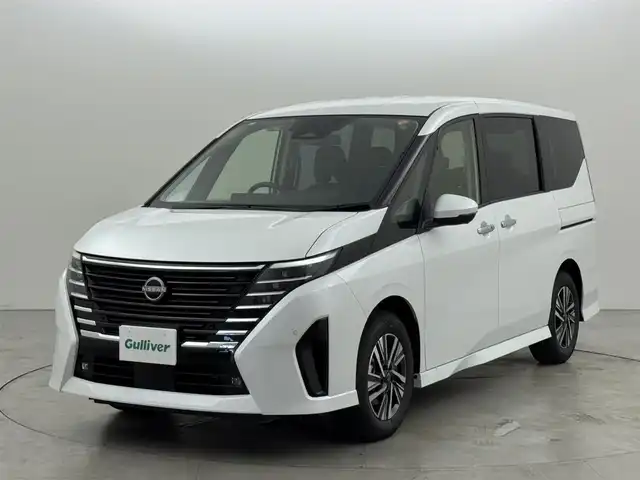 日産 セレナ e－パワー ハイウェイスター V 福岡県 2025(令7)年 0.1千km プリズムホワイト 登録済未使用車　/純正９型ナビ　/全方位カメラ　/ビルトインＥＴＣ２．０　/置くだけ充電　/インテリジェントルームミラー　/プロパイロット　/コーナーセンサー　/エマージェンシーブレーキ　/レーンキープ　/ＢＳＷ　/両側電動スライドドア　/ＬＥＤヘッドライト