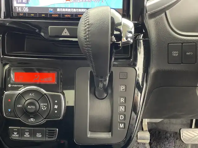 スズキ ソリオ バンディット HV MV 鹿児島県 2020(令2)年 3.7万km ピュアホワイトP ワンオーナー/純正SDナビ/(AM/FM/CD/DVD/SD/BT)/フルセグテレビ/全方位カメラ/両側パワースライドドア/前後ドライブレコーダー/デュアルカメラブレーキサポート/アダプティブクルーズコントロール/リアセンサー/ステアリングリモコン/パドルシフト/スマートキー/シートバックテーブル/保証書・取扱説明書