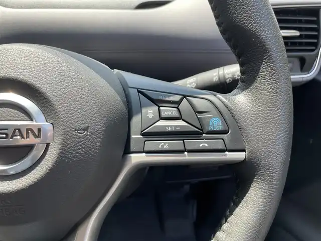 日産 セレナ e－パワー ハイウェイスター V 滋賀県 2021(令3)年 4.5万km ダークメタルグレー 純正10インチナビ/・フルセグ/Bluetooth/SD/DVD//全方位カメラ/後席モニター/インテリジェントルームミラー/追従付クルーズコントロール/両側自動ドア/ブラインドスポットモニター/LEDヘッドライト/コーナーセンサー/電子パーキング/オートブレーキホールド/ビルトインETC