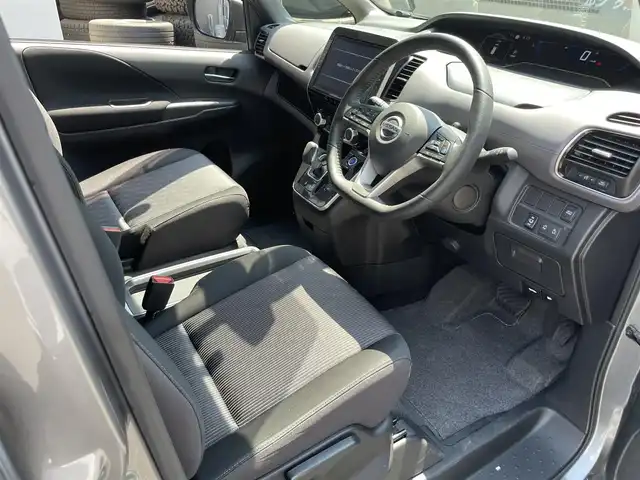 日産 セレナ e－パワー ハイウェイスター V 滋賀県 2021(令3)年 4.5万km ダークメタルグレー 純正10インチナビ/・フルセグ/Bluetooth/SD/DVD//全方位カメラ/後席モニター/インテリジェントルームミラー/追従付クルーズコントロール/両側自動ドア/ブラインドスポットモニター/LEDヘッドライト/コーナーセンサー/電子パーキング/オートブレーキホールド/ビルトインETC