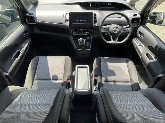 日産 セレナ e－パワー ハイウェイスター V 滋賀県 2021(令3)年 4.5万km ダークメタルグレー 純正10インチナビ/・フルセグ/Bluetooth/SD/DVD//全方位カメラ/後席モニター/インテリジェントルームミラー/追従付クルーズコントロール/両側自動ドア/ブラインドスポットモニター/LEDヘッドライト/コーナーセンサー/電子パーキング/オートブレーキホールド/ビルトインETC