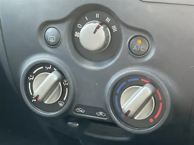 日産 ノート X FOUR 道南・函館 2017(平29)年 3.4万km ブリリアントホワイトパール /純正ＳＤナビ//ワンセグＴＶ//エンジンスターター//バックカメラ//衝突軽減ブレーキ//車線逸脱警報//オートライト//ABS//横滑り防止装置//純正フロアマット//社外AW//スペアキー//スマートキー