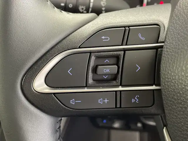 トヨタ ノア G 鹿児島県 2022(令4)年 3.9万km メタルストリームM 純正10.5インチディスプレイオーディオ/（CD/DVD/Bluetooth/HDMI/フルセグTV）/純正フリップダウンモニター/レーダークルーズコントロール/プリクラッシュセーフティ/レーンキープ/オートライト/オートマチックハイビーム/両側パワースライドドア/ドライブレコーダー/ETC2.0/スマートキー/プッシュスタート/純正フロアマット/シートヒーター/スペアキー/純正16インチAW/LEDヘッドライト