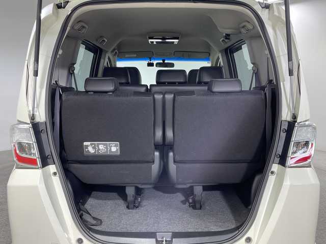 ホンダ フリード Gエアロ 神奈川県 2012(平24)年 8.4万km プレミアムホワイトパール 社外アルパイン8型HDDナビゲーション【VIE-X088V】/社外アルパインフリップダウンモニター【TMX-R2200】/フルセグ　CD DVD　SD　HDD　AUX AM FM　Bluetooth/バックカメラ/両側電動スライドドア/クルーズコントロール/ECON/革巻きステアリング/社外前後ドライブレコーダー/ETC/スマートキー/キーレスエントリー/純正15インチアルミホイール/純正サイド/リアスポイラー/HIDヘッドランプ