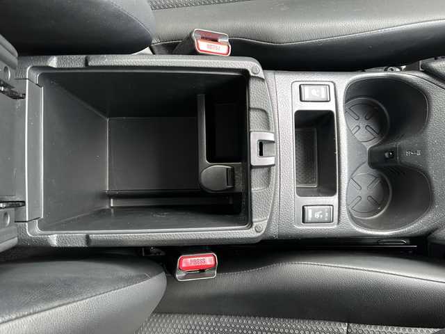 日産 エクストレイル 20X エマージェンシーブレーキ 兵庫県 2016(平28)年 9.8万km ブリリアントホワイトパール ワンオーナー/サンルーフ/純正SDナビ　フルセグ、DVD、BT、AM、FM/バックカメラ/ETC/衝突被害軽減ブレーキ/車線逸脱警報/横滑り防止/ルーフレール/カプロンシート/前席シートヒーター/コーナーセンサー/アイドリングストップ/スマートキー×２/プッシュスタート/ウインカーミラー