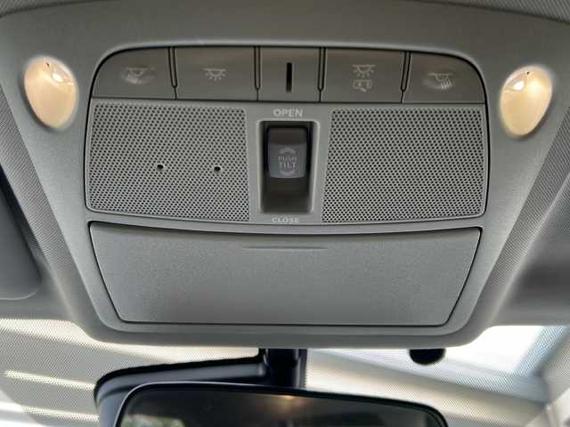 日産 エクストレイル 20X エマージェンシーブレーキ 兵庫県 2016(平28)年 9.8万km ブリリアントホワイトパール ワンオーナー/サンルーフ/純正SDナビ　フルセグ、DVD、BT、AM、FM/バックカメラ/ETC/衝突被害軽減ブレーキ/車線逸脱警報/横滑り防止/ルーフレール/カプロンシート/前席シートヒーター/コーナーセンサー/アイドリングストップ/スマートキー×２/プッシュスタート/ウインカーミラー