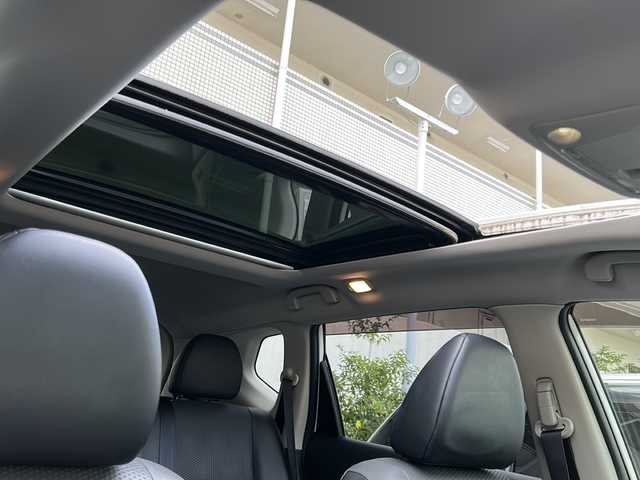 日産 エクストレイル 20X エマージェンシーブレーキ 兵庫県 2016(平28)年 9.8万km ブリリアントホワイトパール ワンオーナー/サンルーフ/純正SDナビ　フルセグ、DVD、BT、AM、FM/バックカメラ/ETC/衝突被害軽減ブレーキ/車線逸脱警報/横滑り防止/ルーフレール/カプロンシート/前席シートヒーター/コーナーセンサー/アイドリングストップ/スマートキー×２/プッシュスタート/ウインカーミラー