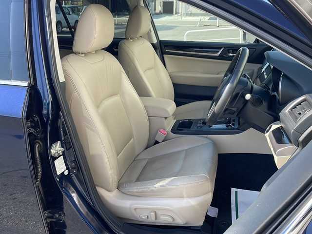 スバル アウトバック リミテッド 山形県 2017(平29)年 8.9万km ダークブルーパール アイサイトver3/・プリクラッシュブレーキ（自動ブレーキ）	/・レーンキープアシスト	/・全車速追従機能付クルーズコントロール	/・AT誤発進抑制制御	/・後退時ブレーキアシスト	/・アクティブレーンキープ	/・ツーリングアシスト/4WD/純正ナビ（CD/DVD/BT/TV）/フルセグ/フリップダウンモニター/ダウンアシストコントロール/バックカメラ/電動リアゲート/パワーシート/ドライブレコーダー/全席シートヒーター/ステアリングヒーター/ETC/USB/レザーシート/プッシュスタート/スマートキー/フォグランプ/コーナーセンサー/ドアバイザー