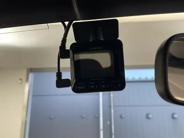 ホンダ Ｓ６６０ α 滋賀県 2015(平27)年 12.9万km プレミアムスターホワイトパール 純正6.1インチディスプレイオーディオ/【Bluetooth/USB/HDMI】/バックカメラ/ハーフレザーシート/16インチModuroアルミホイール/LEDヘッドライト/オートライト/HKSマフラー/プッシュスタート/スマートキー