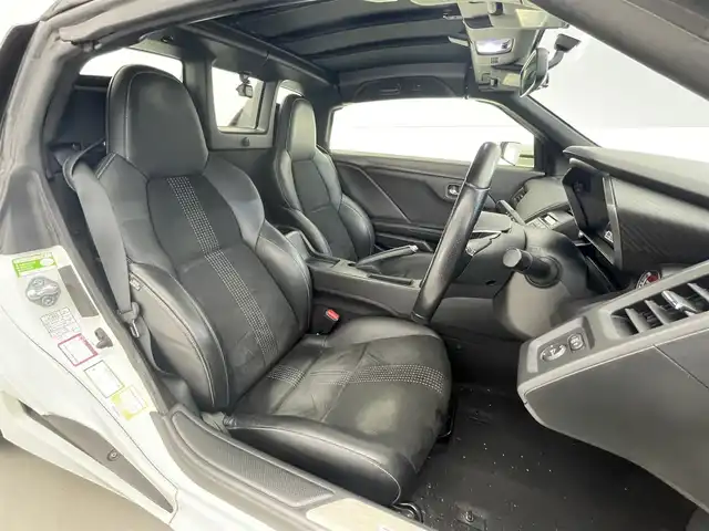 ホンダ Ｓ６６０ α 滋賀県 2015(平27)年 12.9万km プレミアムスターホワイトパール 純正6.1インチディスプレイオーディオ/【Bluetooth/USB/HDMI】/バックカメラ/ハーフレザーシート/16インチModuroアルミホイール/LEDヘッドライト/オートライト/HKSマフラー/プッシュスタート/スマートキー