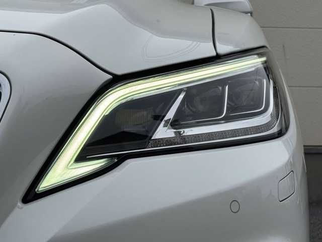 トヨタ クラウン ハイブリッド RS アドバンス 茨城県 2019(令1)年 9.1万km ホワイトパールクリスタルシャイン 純正メーカーナビ/パノラマビューモニター/デジタルインナーミラー/TRDエアロ/トヨタセーフティセンス/サンルーフ/ドライブレコーダー/ステアリングヒーター/シートヒーター/エアーシート/ホワイトレザーシート/スペアキー2本（カードキー有）/BSM/HUD/ETC2.0
