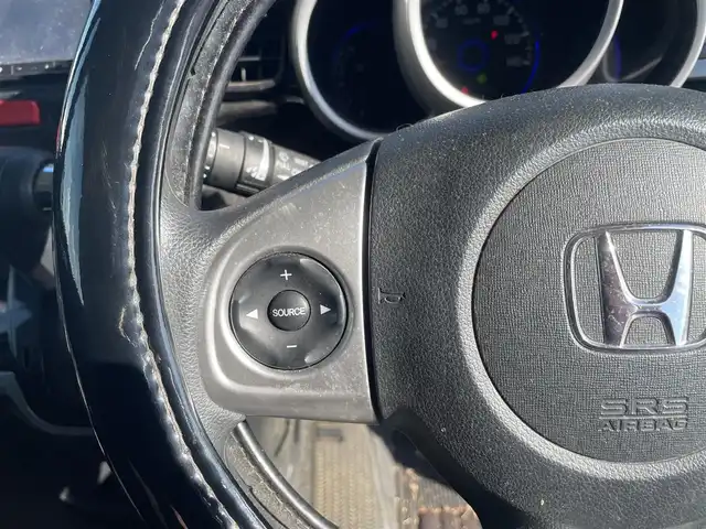 ホンダ Ｎ ＢＯＸ カスタム G Lパッケージ 大阪府 2015(平27)年 7.3万km プレミアムホワイトパールⅡ 自社(株)IDOMが運営する【じしゃロン堺店】の自社ローン対象車両になります。こちらは現金ご利用時の価格です。/ローンご希望の方は別途その旨お申付け下さい。