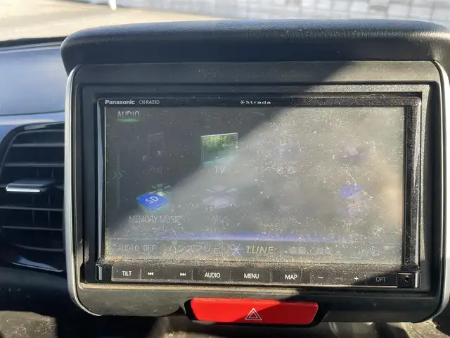 ホンダ Ｎ ＢＯＸ カスタム G Lパッケージ 大阪府 2015(平27)年 7.3万km プレミアムホワイトパールⅡ 自社(株)IDOMが運営する【じしゃロン堺店】の自社ローン対象車両になります。こちらは現金ご利用時の価格です。/ローンご希望の方は別途その旨お申付け下さい。