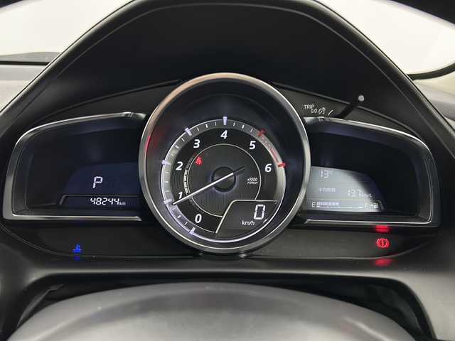 マツダ ＣＸ－３ XD ツーリング 宮城県 2016(平28)年 4.9万km クリスタルホワイトパールマイカ 禁煙車/ブラインドスポットモニター/ヘッドアップディスプレイ/クルーズコントロール/スマートシティブレーキサポート/ハーフレザーシート/マツダコネクトナビ/・CD/DVD/SD/BT/USB/フルセグTV/バックカメラ/ビルトインETC/パドルシフト/ステアリングスイッチ/プッシュスタート/スマートキー×2/LEDヘッドライト/LEDフォグランプ/純正18インチアルミホイール/純正フロアマット/トノカバー/アイドリングストップ/横滑り防止装置