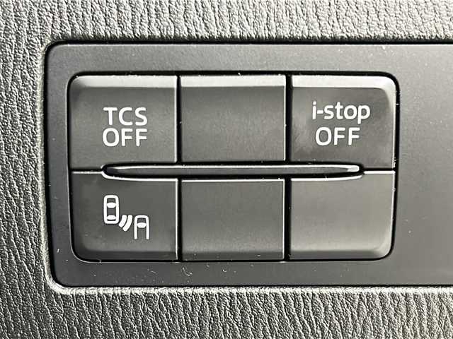 マツダ ＣＸ－３ XD ツーリング 宮城県 2016(平28)年 4.9万km クリスタルホワイトパールマイカ 禁煙車/ブラインドスポットモニター/ヘッドアップディスプレイ/クルーズコントロール/スマートシティブレーキサポート/ハーフレザーシート/マツダコネクトナビ/・CD/DVD/SD/BT/USB/フルセグTV/バックカメラ/ビルトインETC/パドルシフト/ステアリングスイッチ/プッシュスタート/スマートキー×2/LEDヘッドライト/LEDフォグランプ/純正18インチアルミホイール/純正フロアマット/トノカバー/アイドリングストップ/横滑り防止装置