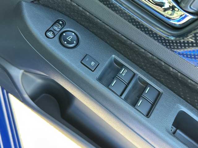 ホンダ Ｎ ＷＧＮ G Lパッケージ 茨城県 2016(平28)年 1万km ブリリアントスポーティブルーメタリック2トーン 登録時9270km/車検R9年6月/純正メモリナビ【VXM-164VFXi】/(地デジTV・CD・DVD・BT・ラジオ再生)/ハーフレザーシート/バックカメラ/クルーズコントロール/ETC/オートライト/LEDヘッドライト/純正14inアルミホイール/純正フロアマット/スマートキー/スペアキー/取扱説明書/保証書