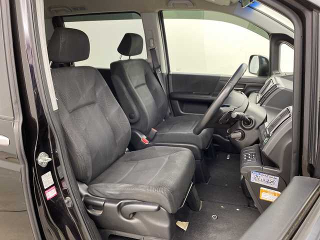 ホンダ ステップワゴン スパーダ Z HDDナビED 兵庫県 2011(平23)年 7.6万km プレミアムブラキッシュパール ・純正ナビ（TV・DVD・USB）/・ステアリングスイッチ/・両側パワースライドドア/・ビルトインETC/・バックカメラ/・スマートキー/・純正フロアマット/・ドアバイザー/・HIDライト/・オートライト/・フォグランプ/・パドルシフト/・電動格納ミラー/・社外16インチアルミホイール