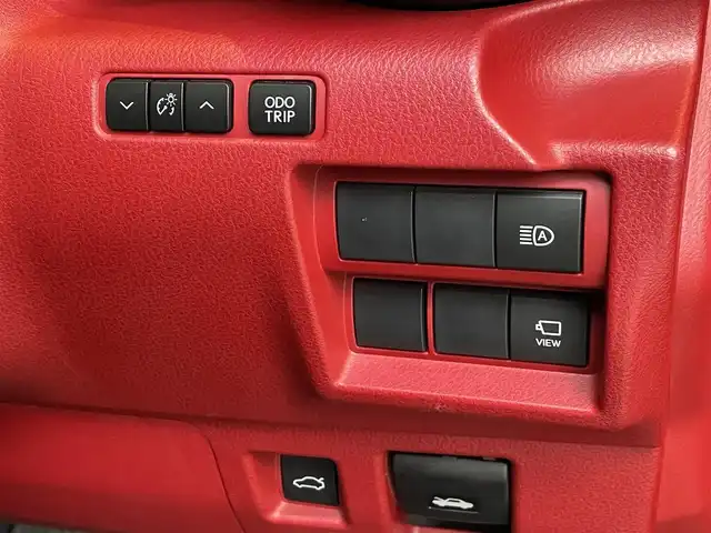 レクサス ＩＳ 300h Fスポーツ 愛知県 2020(令2)年 3.8万km ソニッククロム THINKDESIGNデモカー/THINKDESIGNレザーインテリア/シフトブーツ/シフトノ/ ニーパッド/アームレスト/メーターフード/メータークラスター/純正ナビ/フルセグTV/360度カメラ/サンルーフ/赤革/オレンジキャリパー