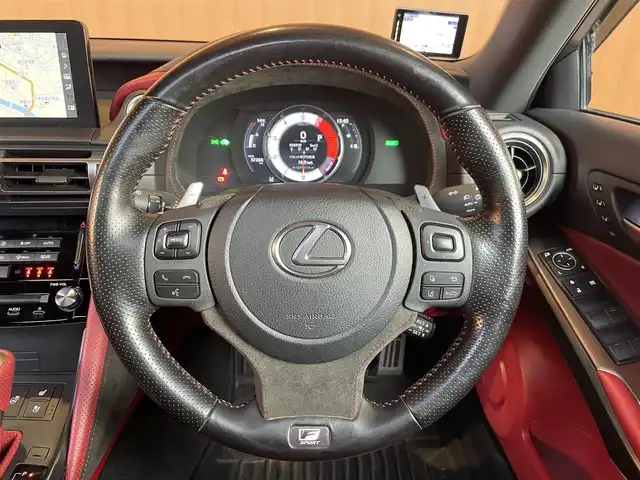 レクサス ＩＳ 300h Fスポーツ 愛知県 2020(令2)年 3.8万km ソニッククロム THINKDESIGNデモカー/THINKDESIGNレザーインテリア/シフトブーツ/シフトノ/ ニーパッド/アームレスト/メーターフード/メータークラスター/純正ナビ/フルセグTV/360度カメラ/サンルーフ/赤革/オレンジキャリパー