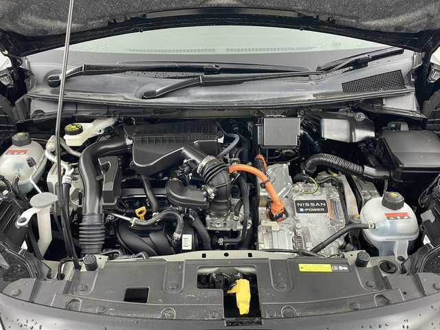 日産 オーラ ニスモ 愛知県 2022(令4)年 3.1万km スーパーブラック 純正9インチナビ/（Bluetooth/フルセグTV/AppleCarPlay/HDMI）/全周囲・バックカメラ/シーケンシャルウインカー/プロパイロット/衝突軽減システム/デジタルインナーミラー/純正ドライブレコーダー/ビルトインETC2.0/LEDヘッドライト/純正17インチAW/置くだけ充電/電子パーキングスイッチ/スマートキー＆プッシュスタート