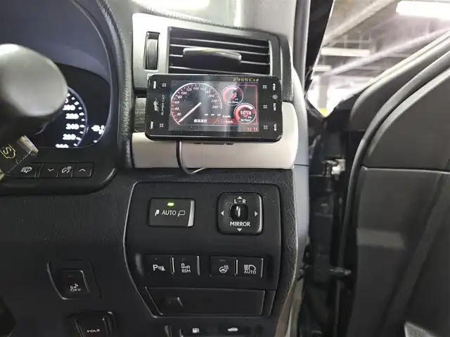レクサス ＬＳ 600hL 京都府 2015(平27)年 7万km ブラック 〇純正ナビ/〇マークレビンソン/〇フルセグTV/〇バックカメラ/〇ETC/〇ドライブレコーダー/〇4WD/〇レーダークルーズコントロール/〇ブラインドスポットモニター/〇プリクラッシュ/〇イージークローザー/〇LEDヘッドランプ/〇純正18インチアルミ/〇革/木製コンビステアリング/〇革シート/〇シートヒーター/エアシート（運転席/助手席/後席）/〇パワーシート/〇コントロールスイッチ付きアームレスト/〇電動サンシェード/〇スマートエントリー/〇禁煙車