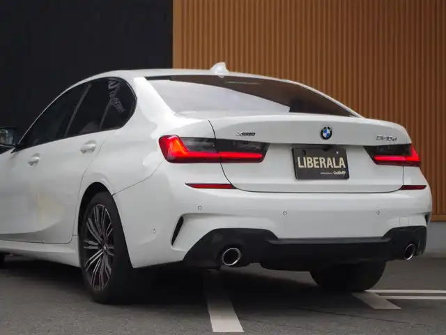 ＢＭＷ ３２０ｄ xDrive Mスポーツ 埼玉県 2020(令2)年 5.4万km アルピンホワイトⅢ ブラックハーフレザーシート /アダプティブクルーズコントロール /インテリジェントセーフティ /CarPlay /パークディスタンスコントロール /ブラインドスポットモニター /コンフォートアクセス/バックカメラ /純正ナビ /ETC /ワイヤレス充電
