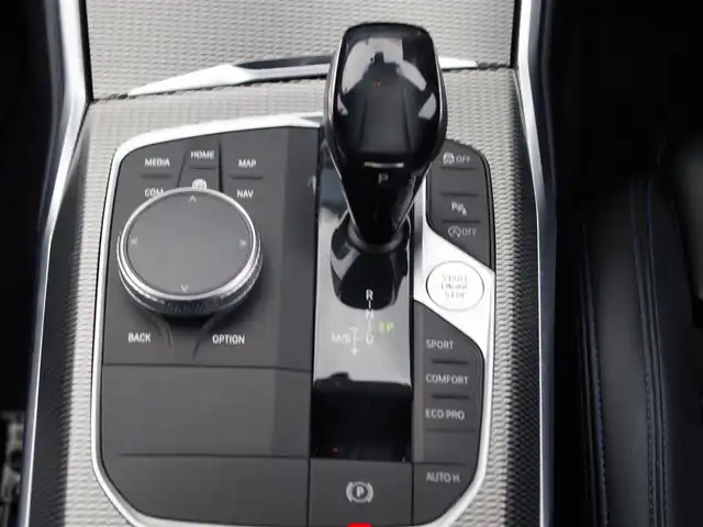 ＢＭＷ ３２０ｄ xDrive Mスポーツ 埼玉県 2020(令2)年 5.4万km アルピンホワイトⅢ ブラックハーフレザーシート /アダプティブクルーズコントロール /インテリジェントセーフティ /CarPlay /パークディスタンスコントロール /ブラインドスポットモニター /コンフォートアクセス/バックカメラ /純正ナビ /ETC /ワイヤレス充電