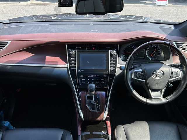 トヨタ ハリアー プレミアム アドバンスドP 富山県 2015(平27)年 6.2万km ブラキッシュレッドマイカ JBLサウンド/純正ナビ/フルセグTV/Bluetooth/全周囲カメラ/ドライブレコーダー（前後）/プリクラッシュセーフティ/クリアランスソナー/レーンキープアシスト/レーダークルーズコントロール/プッシュスタート/スマートキー/ハーフレザーシート/パワーシート/電動リアゲート/ウッドコンビ革巻きステアリング/LEDヘッドライト/オートライト/オートハイビーム/ETC