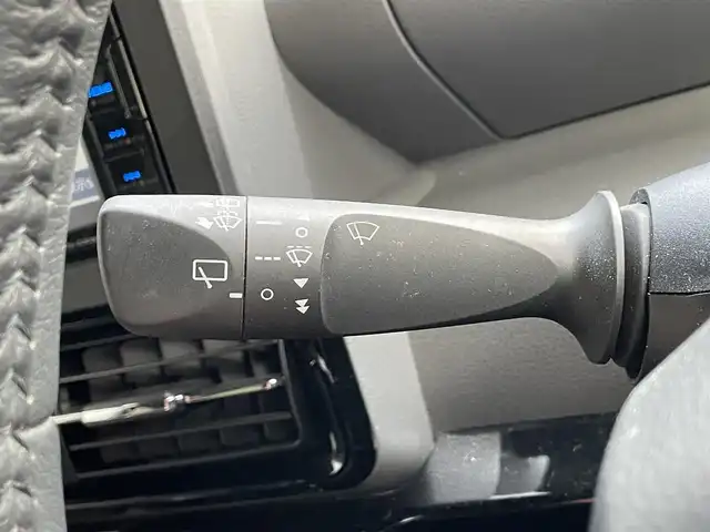 ダイハツ タント カスタム RS 滋賀県 2019(令1)年 5.2万km パールブラック 禁煙車/社外ナビ/CD/Bluetooth/ワンセグテレビ/バックカメラ/両側パワースライドドア/ETC/スマートアシスト/・衝突回避支援ブレーキ機能/・衝突警報機能/・車線逸脱警報機能/・ブレーキ制御付誤発進抑制機能/・先行車発進お知らせ機能/・アダプティブドライビングビーム/・コーナーセンサー/ハーフレザーシート/シートヒーター /LEDヘッドライト/フォグランプ/オートライト/プッシュスタート/スマートキー/純正フロアマット/電格ウィンカーミラー/ステアリングスイッチ