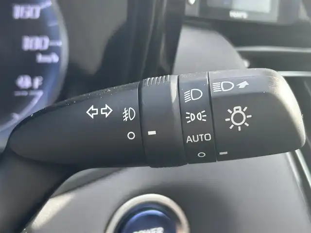 トヨタ クラウン ハイブリッド RS アドバンス 愛媛県 2019(平31)年 3.9万km ホワイトパールクリスタルシャイン 純正メーカーナビ/バックカメラ/ドラレコ前後/クルーズコントロール追従有/ビルトインETC/Bluetooth/レザーシート/前席シートヒーター/前席エアシート/TOM’Sエアロ（フロント、リア）/コーナーセンサー/純正フロアマット/純正18インチAW/カードスペアキー/オートLEDヘッドライト