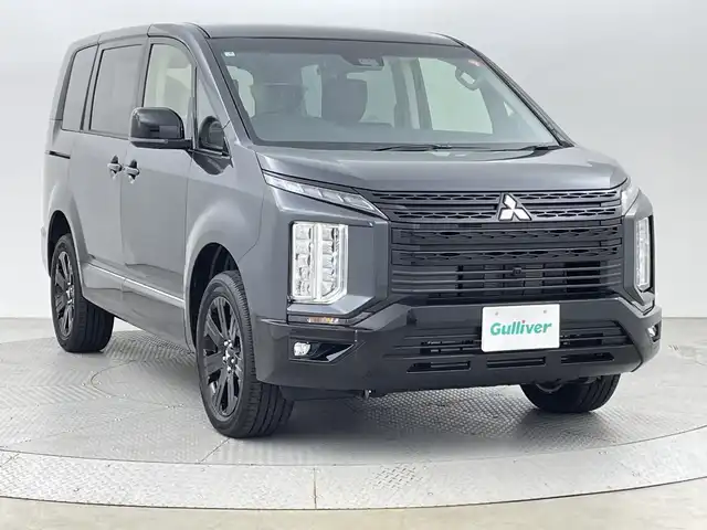 三菱 デリカＤ：５ ブラックエディション 新潟県 2025(令7)年 0.1万km未満 グレーⅡ ４WD/e-Assist/登録未使用車/禁煙車/アルパインD:5専用11インチメモリナビ/　　CD/DVD/AM/FM/フルセグ/BT/USB/HDMI/　　applecarplay/androidauto/アラウンドビューモニター/両側パワースライドドア/パワーバックドア/レーダークルーズコントロール/LEDオートライト/オートマチックハイビーム/運転席パワーシート/前席シートヒーター/レザーシート/純正18インチアルミホイール付/アイドリングストップ/ステアリングスイッチ/ステアリングヒーター/パドルシフト/電動パーキングブレーキ/オートブレーキホールド/AC100V充電/スペアキー/スマートキー