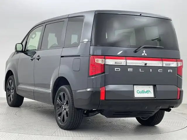 三菱 デリカＤ：５ ブラックエディション 新潟県 2025(令7)年 0.1万km未満 グレーⅡ ４WD/e-Assist/登録未使用車/禁煙車/アルパインD:5専用11インチメモリナビ/　　CD/DVD/AM/FM/フルセグ/BT/USB/HDMI/　　applecarplay/androidauto/アラウンドビューモニター/両側パワースライドドア/パワーバックドア/レーダークルーズコントロール/LEDオートライト/オートマチックハイビーム/運転席パワーシート/前席シートヒーター/レザーシート/純正18インチアルミホイール付/アイドリングストップ/ステアリングスイッチ/ステアリングヒーター/パドルシフト/電動パーキングブレーキ/オートブレーキホールド/AC100V充電/スペアキー/スマートキー