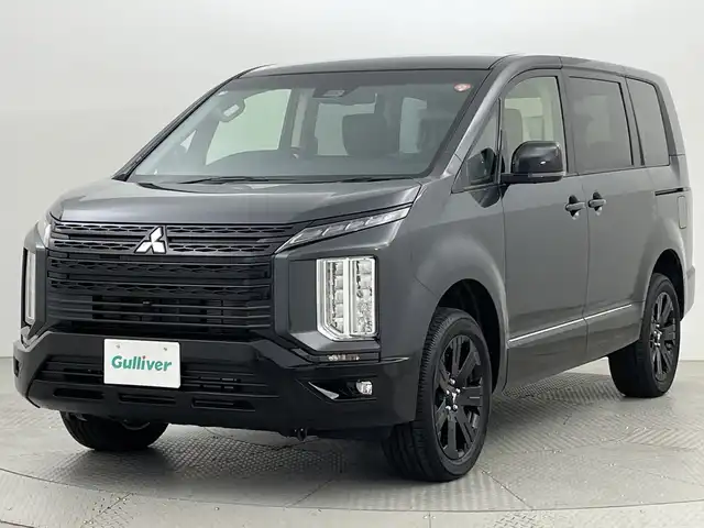三菱 デリカＤ：５ ブラックエディション 新潟県 2025(令7)年 0.1万km未満 グレーⅡ ４WD/e-Assist/登録未使用車/禁煙車/アルパインD:5専用11インチメモリナビ/　　CD/DVD/AM/FM/フルセグ/BT/USB/HDMI/　　applecarplay/androidauto/アラウンドビューモニター/両側パワースライドドア/パワーバックドア/レーダークルーズコントロール/LEDオートライト/オートマチックハイビーム/運転席パワーシート/前席シートヒーター/レザーシート/純正18インチアルミホイール付/アイドリングストップ/ステアリングスイッチ/ステアリングヒーター/パドルシフト/電動パーキングブレーキ/オートブレーキホールド/AC100V充電/スペアキー/スマートキー