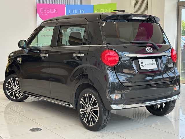 ダイハツ キャスト スタイル G VS SAⅢ 埼玉県 2020(令2)年 1.4万km ブラックマイカメタリック スマートアシスト /純正SDナビ /　　CD/DVD/BT/フルセグ /アラウンドビューモニター /LEDオートライト /シートヒーター /純正15インチアルミホイール /ステアリングスイッチ /アイドリングストップ /USBポート /ETC/禁煙車
