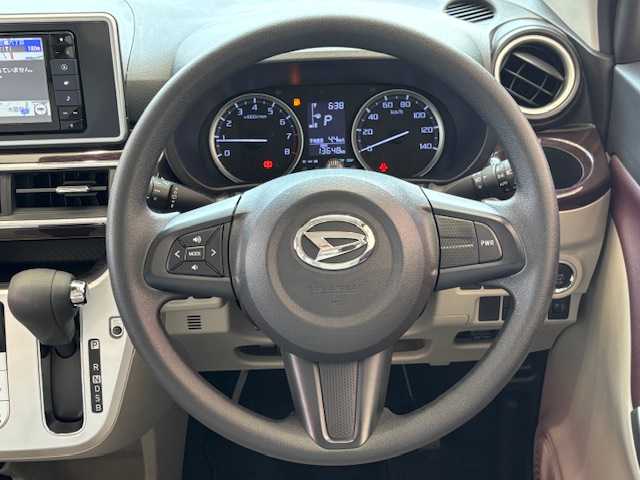 ダイハツ キャスト スタイル G VS SAⅢ 埼玉県 2020(令2)年 1.4万km ブラックマイカメタリック スマートアシスト /純正SDナビ /　　CD/DVD/BT/フルセグ /アラウンドビューモニター /LEDオートライト /シートヒーター /純正15インチアルミホイール /ステアリングスイッチ /アイドリングストップ /USBポート /ETC/禁煙車