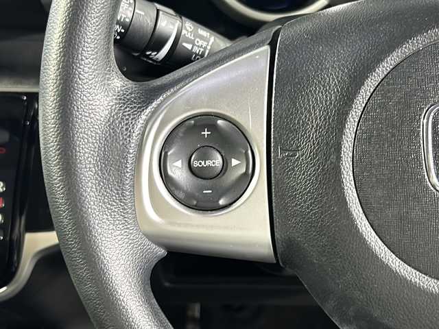 ホンダ Ｎ ＢＯＸ カスタム G Lパッケージ 沖縄県 2016(平28)年 4.9万km プレミアムディープロッソパール 県外仕入れ/禁煙車/片側パワースライドドア/純正ディスプレイオーディオ/（ワンセグTV/CD/USB）/ステアリングスィッチ/ビルドインETC/オートリトラミラー/アイドリングスイッチ/オートライト/前方ドライブレコーダー/スマートキー/横すべり防止装置/ドアバイザー/フロアマット