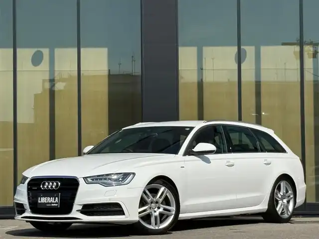 アウディ Ａ６ 2．8 FSI クワトロ Sライン 石川県 2013(平25)年 7万km アイビスホワイト BOSE/純正HDDナビ/4WD/衝突軽減/コーナーセンサー/ドライブレコーダー/アダプティブクルーズコントロール/横滑り防止装置/バックカメラ/電動パーキングブレーキ/電動リアゲート/ETC/メモリー付きパワーシート/運転席・助手席シートヒーター/ミラーヒーター/（AM/FM/CD/DVD/フルセグTV/Bluetooth）/LEDヘッドライト