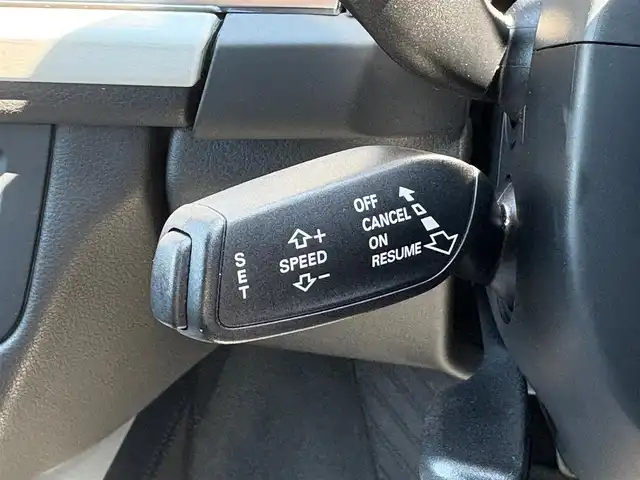 アウディ Ａ６ 2．8 FSI クワトロ Sライン 石川県 2013(平25)年 7万km アイビスホワイト BOSE/純正HDDナビ/4WD/衝突軽減/コーナーセンサー/ドライブレコーダー/アダプティブクルーズコントロール/横滑り防止装置/バックカメラ/電動パーキングブレーキ/電動リアゲート/ETC/メモリー付きパワーシート/運転席・助手席シートヒーター/ミラーヒーター/（AM/FM/CD/DVD/フルセグTV/Bluetooth）/LEDヘッドライト