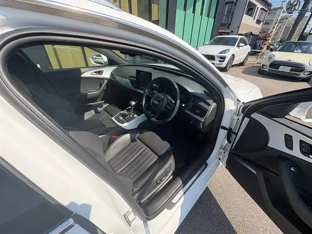 アウディ Ａ６ 2．8 FSI クワトロ Sライン 石川県 2013(平25)年 7万km アイビスホワイト BOSE/純正HDDナビ/4WD/衝突軽減/コーナーセンサー/ドライブレコーダー/アダプティブクルーズコントロール/横滑り防止装置/バックカメラ/電動パーキングブレーキ/電動リアゲート/ETC/メモリー付きパワーシート/運転席・助手席シートヒーター/ミラーヒーター/（AM/FM/CD/DVD/フルセグTV/Bluetooth）/LEDヘッドライト