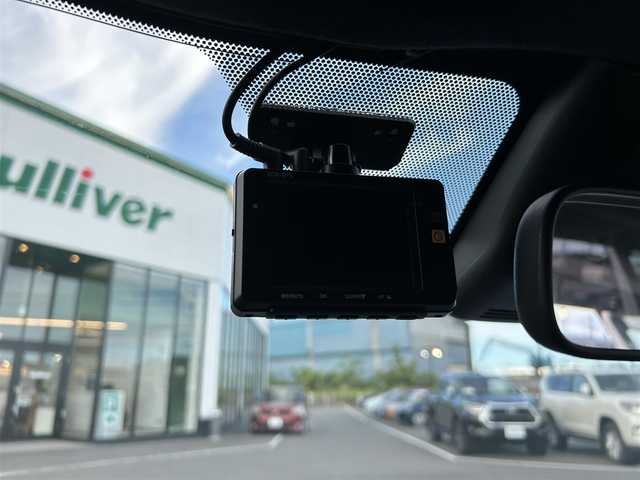 トヨタ ヤリスクロス GRスポーツ 茨城県 2023(令5)年 1万km プラチナホワイトパールマイカ 純正ナビ（Bluetooth接続・AM・FM・USB・Miracast）/全方位カメラ・バックカメラ・フロントカメラ/ETC/純正フロアマット/前後ドライブレコーダー/専用スポーティシート（ハーフレザー）/純正18インチアルミホイール/社外スタッドレスタイヤ4本付/スマートキー/レーンキープアシスト/横滑り防止装置/盗難防止装置/オートマチックハイビーム/衝突被害軽減システム
