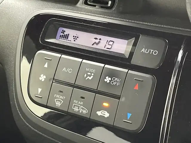 ホンダ Ｎ ＢＯＸ スラッシュ X ターボパッケージ 新潟県 2016(平28)年 8.4万km スマートブラック 純正メモリナビ/（BT/FM/AM/フルセグTV)/バックカメラ/ステアリングスイッチ/ステアリングヒーター/パドルシフト/シートヒーター/置くだけ充電/ウィンカーミラー/電格ミラー/ドアバイザー