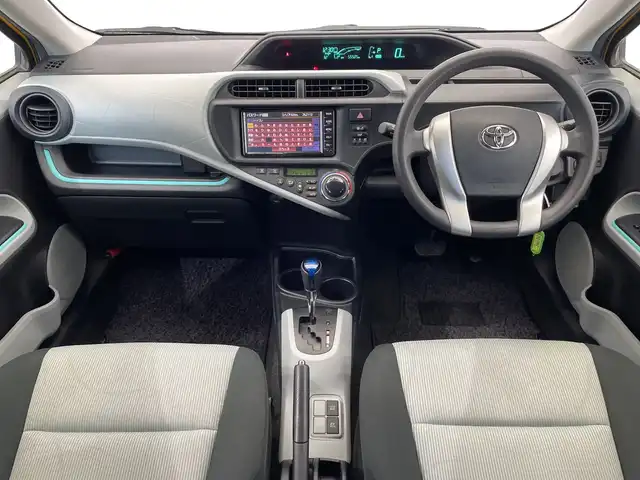 トヨタ アクア S 栃木県 2012(平24)年 5.6万km イエロー ワンオーナー/純正ナビ(NSCN-W68)/(ワンセグTV・CD)/前後ドライブレコーダー/ドアバイザー/ライトレベライザー/ETC/スマートキー/オートエアコン/純正フロアマット/ハロゲンヘッドライト/保証書