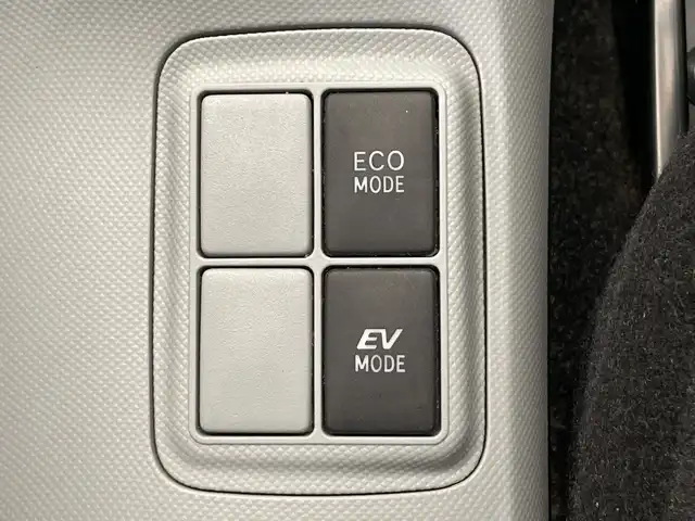 トヨタ アクア S 栃木県 2012(平24)年 5.6万km イエロー ワンオーナー/純正ナビ(NSCN-W68)/(ワンセグTV・CD)/前後ドライブレコーダー/ドアバイザー/ライトレベライザー/ETC/スマートキー/オートエアコン/純正フロアマット/ハロゲンヘッドライト/保証書