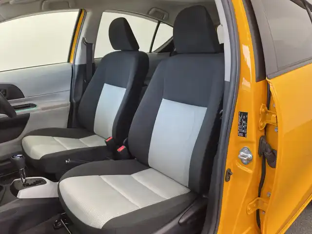 トヨタ アクア S 栃木県 2012(平24)年 5.6万km イエロー ワンオーナー/純正ナビ(NSCN-W68)/(ワンセグTV・CD)/前後ドライブレコーダー/ドアバイザー/ライトレベライザー/ETC/スマートキー/オートエアコン/純正フロアマット/ハロゲンヘッドライト/保証書